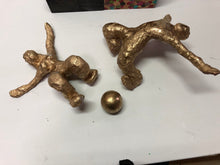 Load image into Gallery viewer, LOVE. No‘ WAR_  „WINGS”